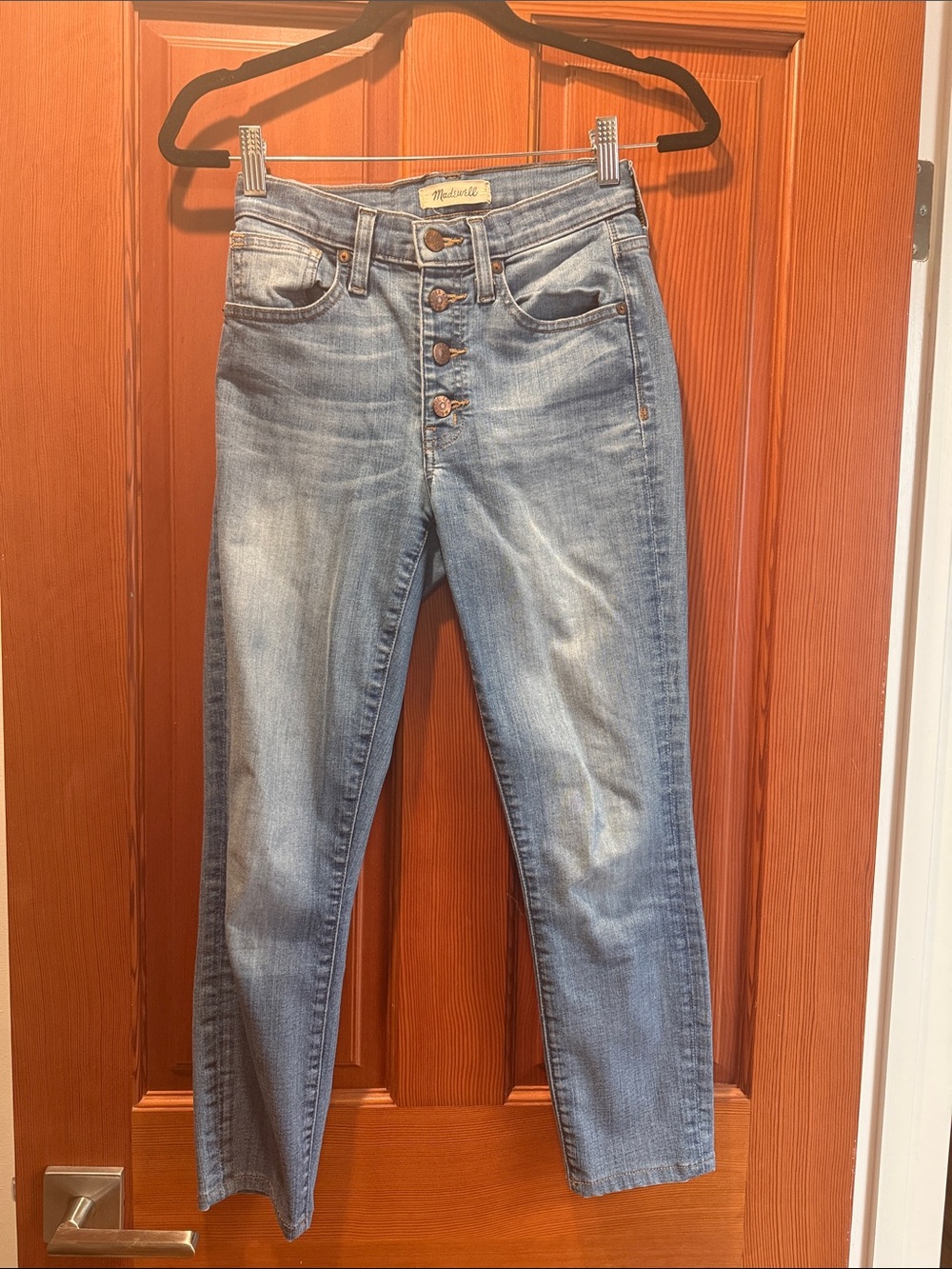 Madewell High-Rise Button-Fly Jeans in Faded Blue Wash